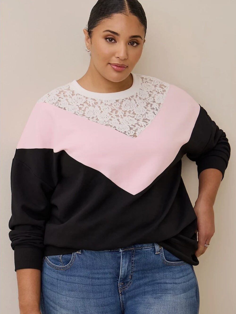 Torrid RELAXED FIT SUPER SOFT FLEECE CHEVRON COLORBLOCK SWEATSHIRT LACE